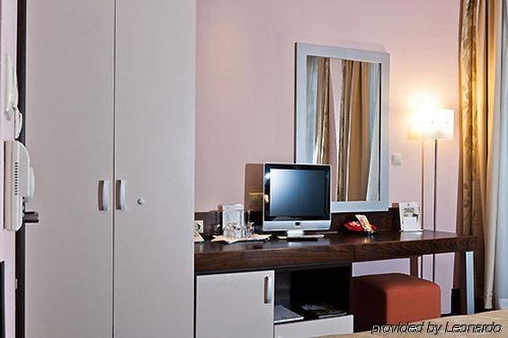 Carat Boutique Hotel Budapest Ruang foto